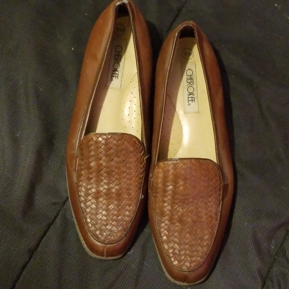 Cherokee Brown Flats